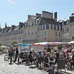 Au Coeur De L'hyper Centre *
